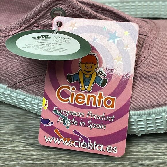 NEW Cienta Pink Canvas Big Girl Sz 4 Slip On Elastic Cap Toe No Lace Sneakers - Picture 11 of 11